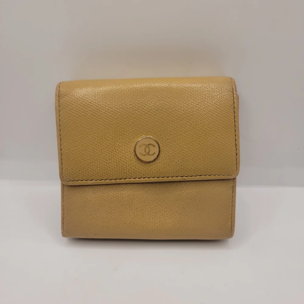 CHANEL Tan Caviar Leather Compact Wallet